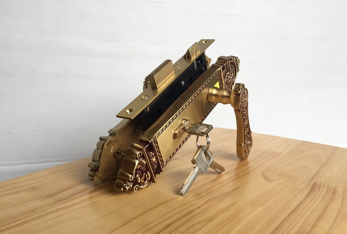 Khóa việt tiệp 04279