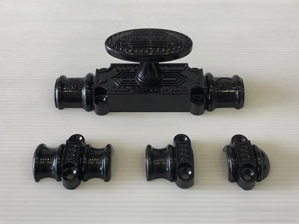 Clemon 09792 chính hãng Việt Tiệp, lắp cửa chính